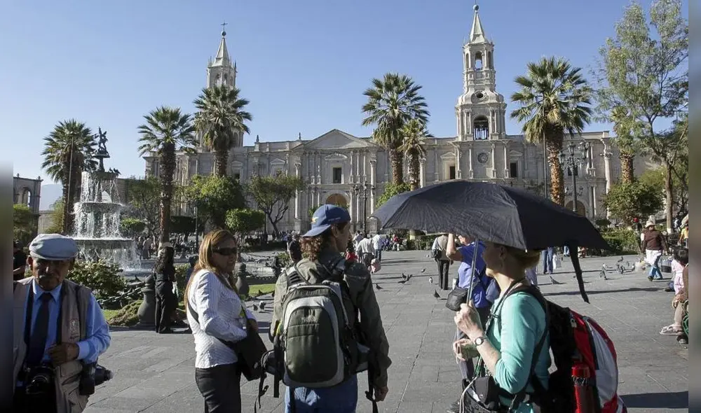 Arequipa. La sensación de calor es más fuerte entre el mediodía y las 13.00 horas. Ciudadanos deben tener mayor cuidado. Foto: La República