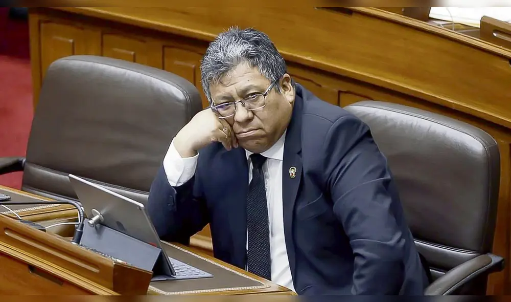 Polémico. Parlamentario contrató a la esposa de su abogado que lo defiende de sus juicios anteriores. También a dos aportantes de la campaña política. Foto: La República/Archivo