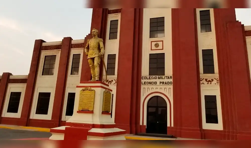 Colegio Leoncio Prado: denuncian que alumnos han sido obligados a formar desnudos y descalzos. Foto: Archivos LR Colegio Leoncio Prado: denuncian que alumnos han sido obligados a formar desnudos y descalzos. Foto: Archivos LR