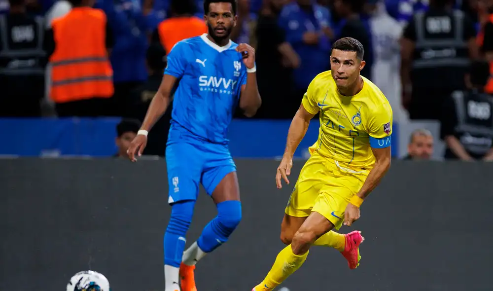 Cristiano Ronaldo anotó doblete y le dio el título del CCA al Al-Nassr. Foto: AFP.