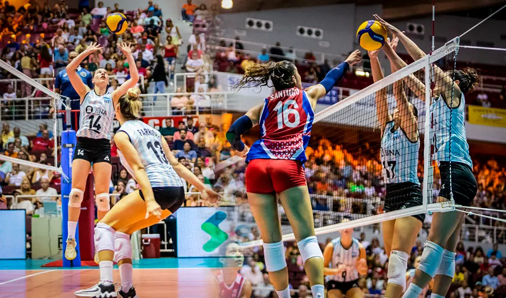La final de Argentina vs. Puerto Rico se jugó en el auditorio Juan 'Pachín' Vicens de Ponce. Foto: composición de Jazmín Ceras / La República