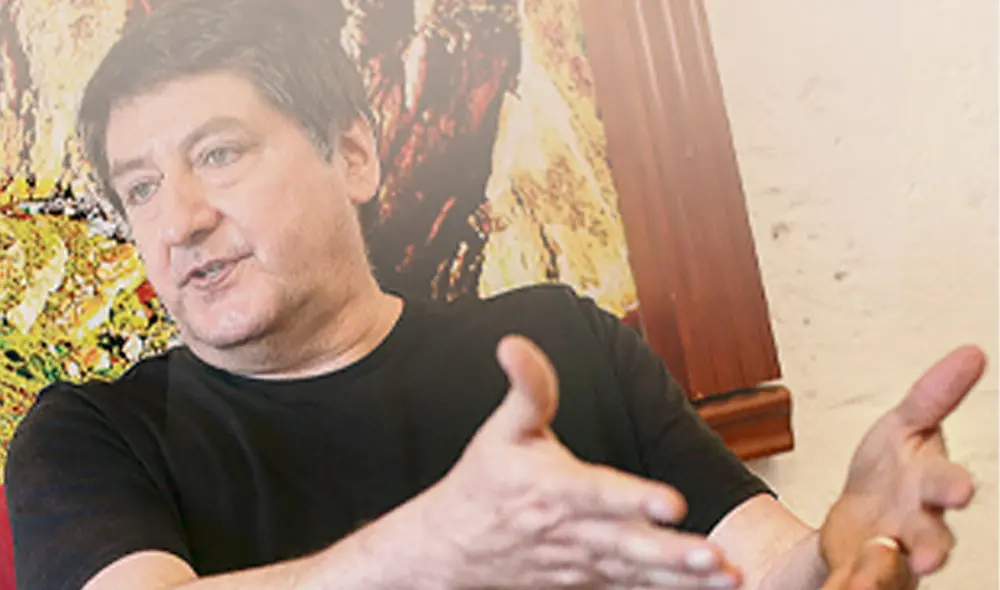 Gira nacional: El escritor recorrió el Perú a fines de julio con el primer tomo del thriller El camarada Jorge y el dragón. Foto: difusión