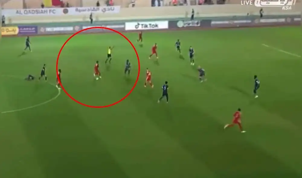 André Carrillo se lució con una asistencia en su primer partido como titular. Foto: captura/Twitter