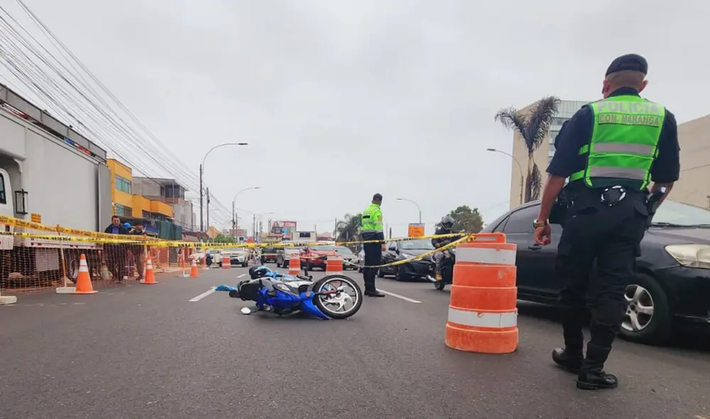 Motos lineales viene ofreciendo servicio de taxi, a pesar de ser ilegal. Foto: Bárbara Mamani/La República - Video: Exitosa