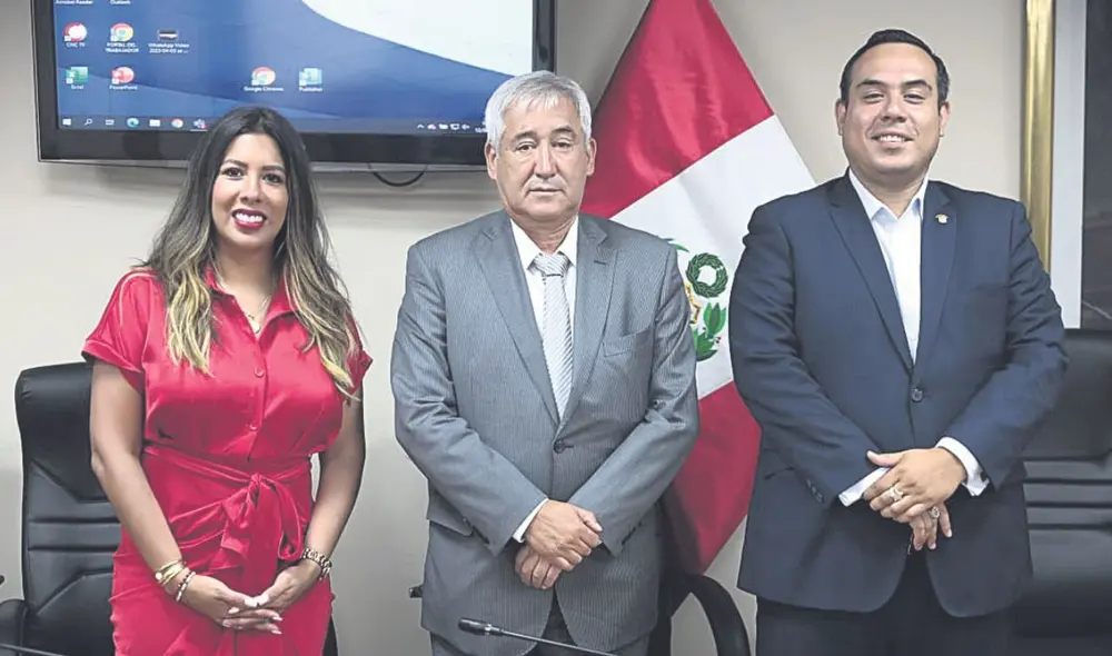 Directiva. José Elías (presidente), Rosselli Amuruz (vicepresidenta) y José Jerí (secretario). Foto: difusión