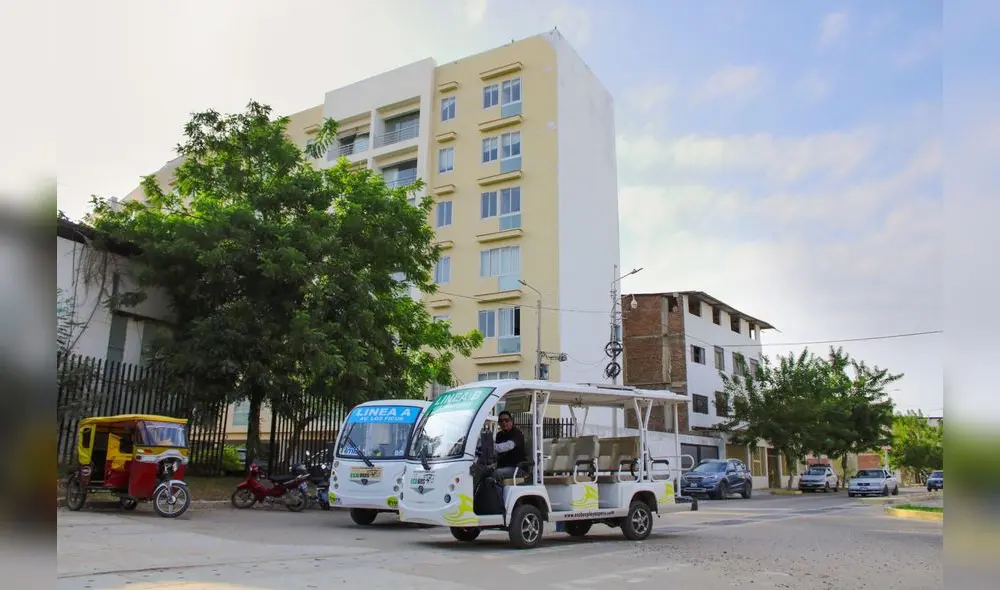 Los Ecobuses operan en dos líneas principales para atender a los pasajeros: la Línea A y B. Los Ecobuses operan en dos líneas principales para atender a los pasajeros: la Línea A y B.