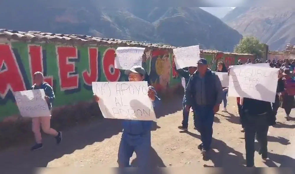Los ciudadanos exigen una investigación profunda del caso. Foto: Rocío Cárdenas/URPI-LR