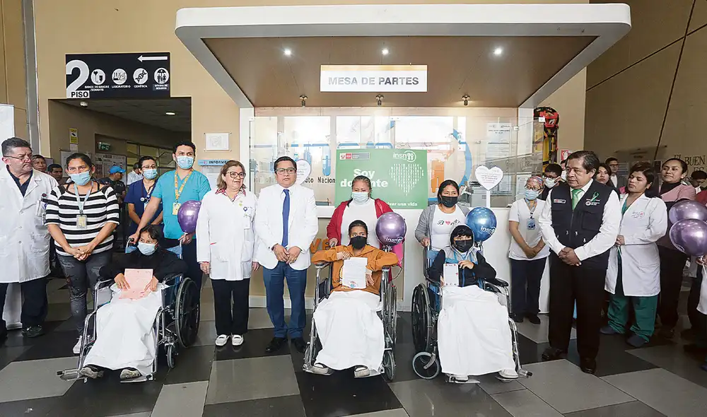 Historias de lucha. Mía, Gianella y Ronaldo esperaron varios meses e, incluso, años por un trasplante. Han vuelto a la vida. Foto: Félix Contreras/La República
