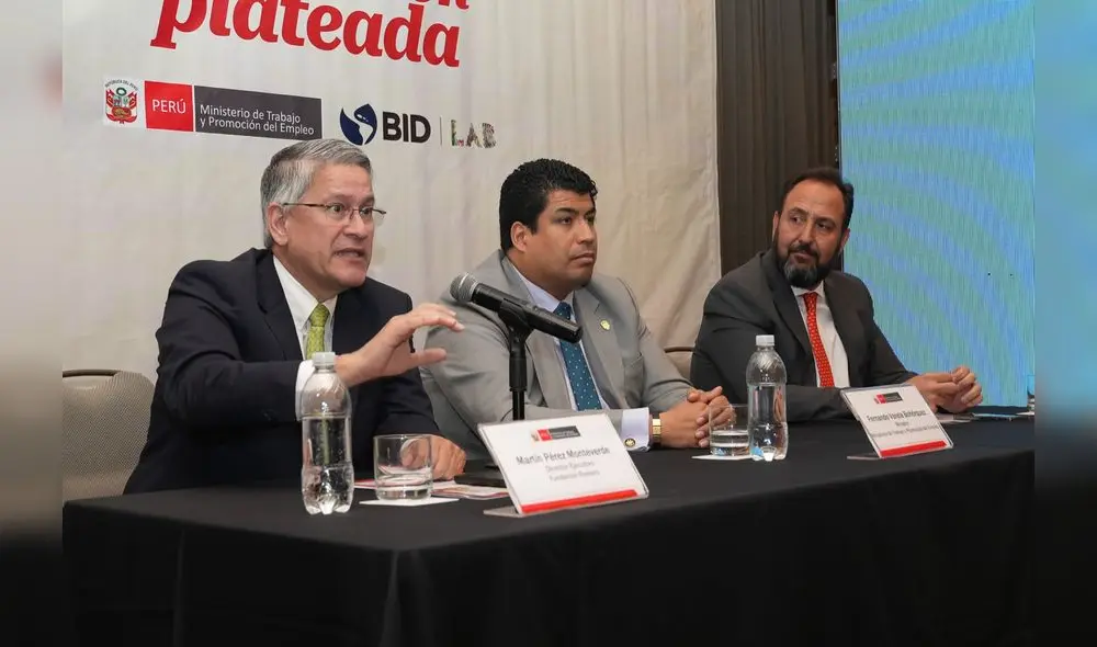 A través de este programa se entregarán 100 mil becas en cursos virtuales diseñados para fortalecer las habilidades emprendedoras.