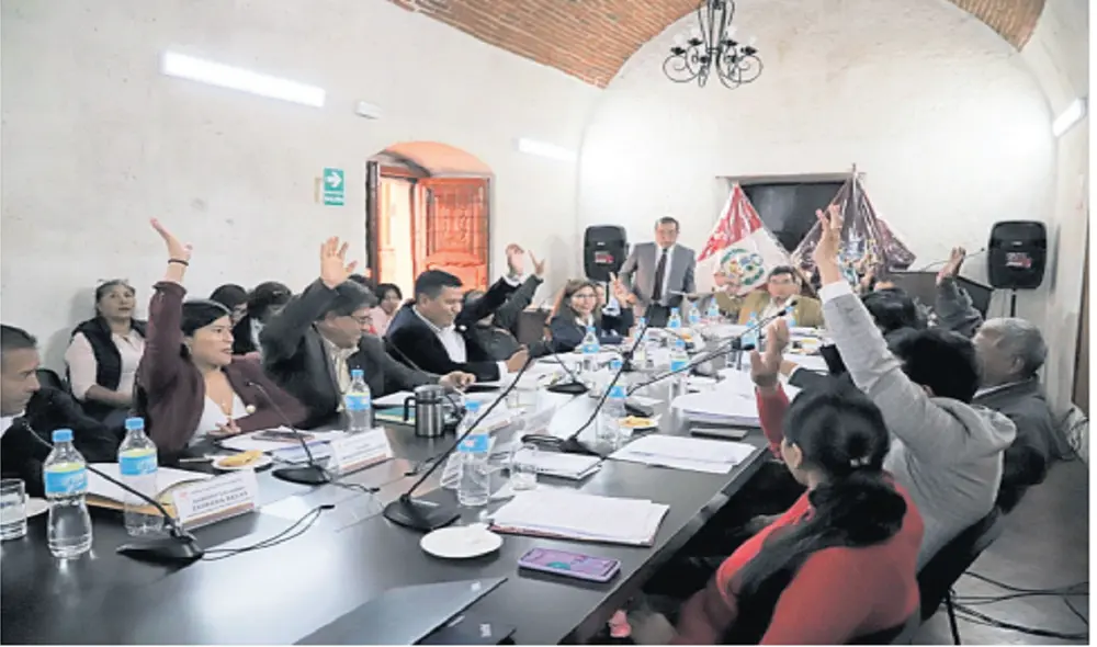 Consejo aprobó iniciar trámites de orotgamiento de garantías soberanas.  Foto: La República