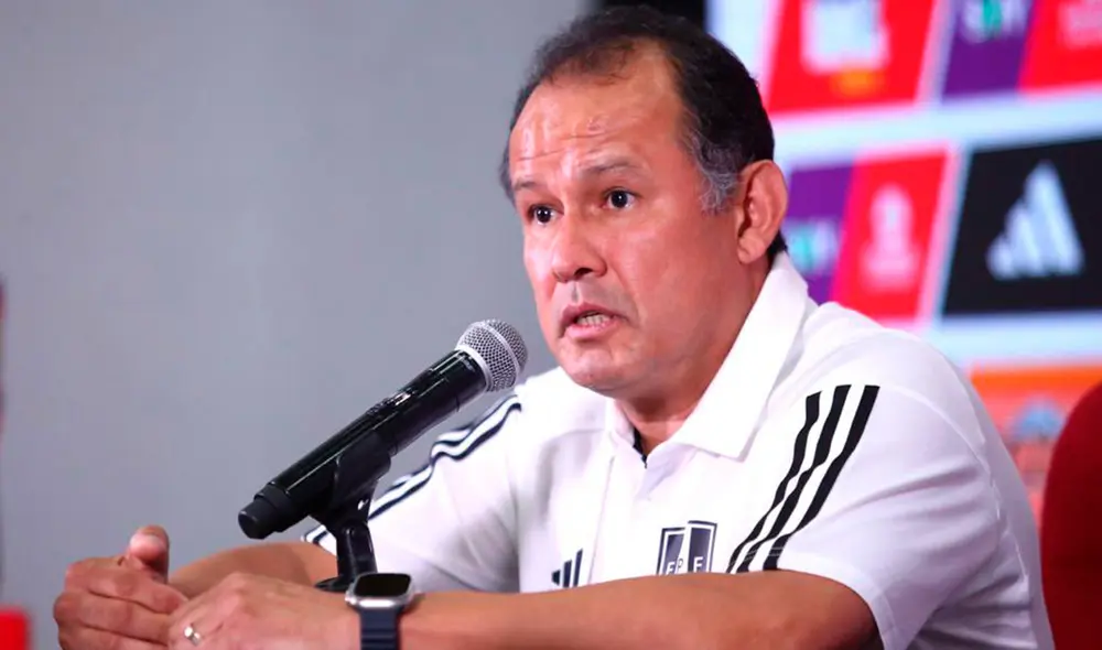 Juan Reynoso dirigirá sus primeras eliminatorias con la selección peruana. Foto: FPF
