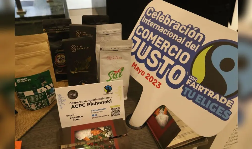 Ana Salazar, jueza líder del equipo de catadores, señaló que las muestras presentadas este año son superiores en calidad a las de años anteriores. Foto: Junta Nacional del Café Ana Salazar, jueza líder del equipo de catadores, señaló que las muestras presentadas este año son superiores en calidad a las de años anteriores. Foto: Junta Nacional del Café