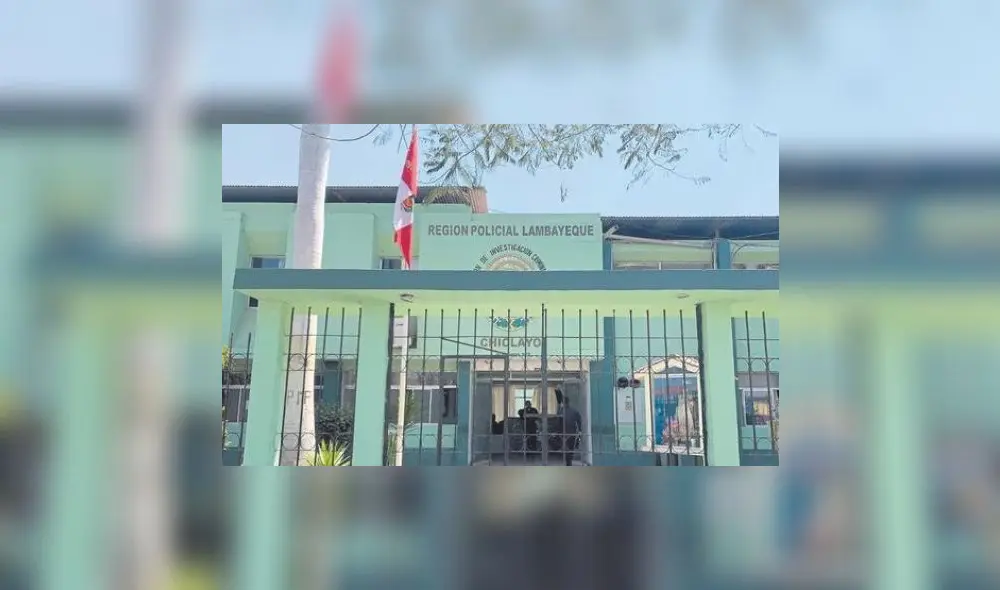 Policías trabajan en la División de Inteligencia de Lambayeque. Foto: Correo