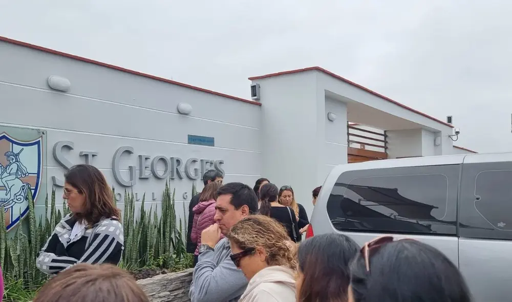 Colegio emitió un comunicado al respecto. Foto: Gianella Aguirre/ La República Colegio emitió un comunicado al respecto. Foto: Gianella Aguirre/ La República