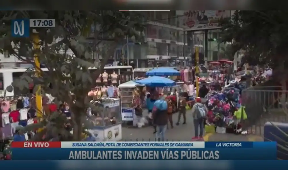 Emporio de Gamarra es invadido por comerciantes ambulantes. Foto: captura/Canal N - Video: canal N Emporio de Gamarra es invadido por comerciantes ambulantes. Foto: captura/Canal N - Video: canal N