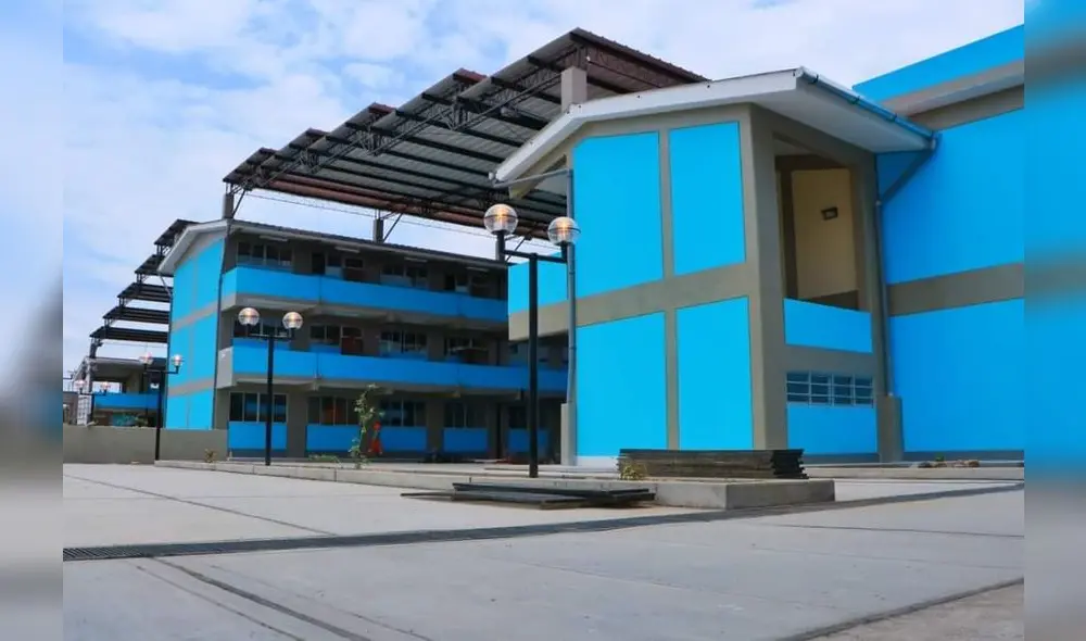 Los padres de familia piden intervención de las autoridades  en el colegio Avelino Cáceres. Foto: difusión