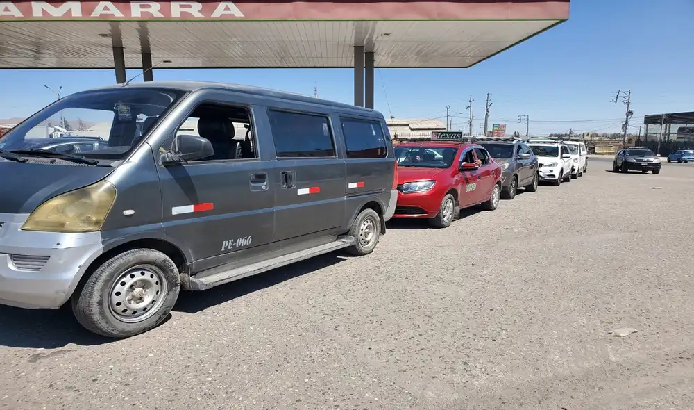 Transportistas muestran su malestar por desabastecimiento del GLP. Foto: Leonela Aquino/LR
