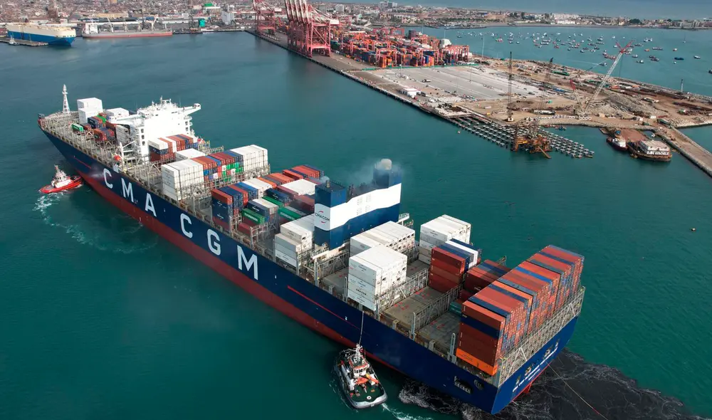 Buque más grande llega a Perú. Foto: Andina