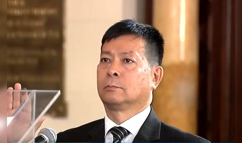 Eduardo Arana asumirá el cargo de ministro de Justicia tras cambios y nuevas designaciones en el Gabinete Ministerial. Foto y video: Canal N Eduardo Arana asumirá el cargo de ministro de Justicia tras cambios y nuevas designaciones en el Gabinete Ministerial. Foto y video: Canal N