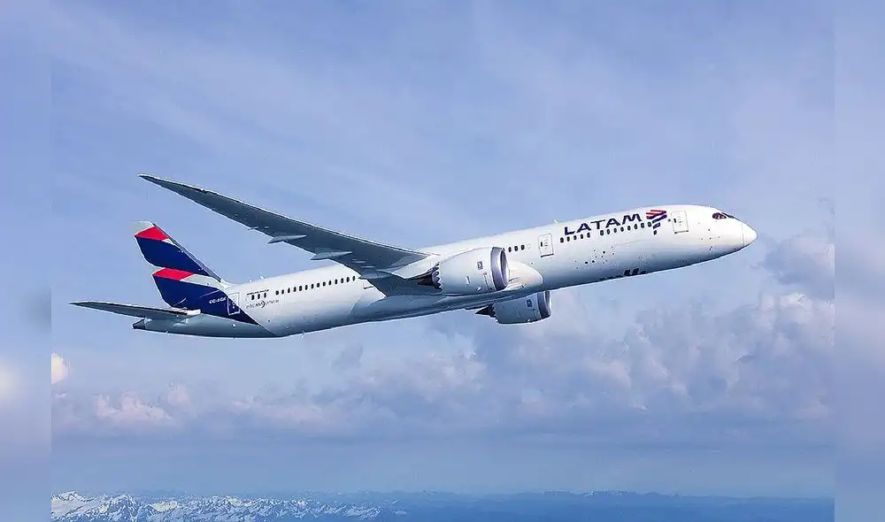 Los vuelos Lima-Londres tienen una duración estimada de 12 horas. Foto: Latam Airlines Los vuelos Lima-Londres tienen una duración estimada de 12 horas. Foto: Latam Airlines