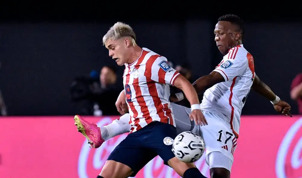 Advíncula no podrá jugar ante Brasil en la siguiente fecha. Foto: Agencias