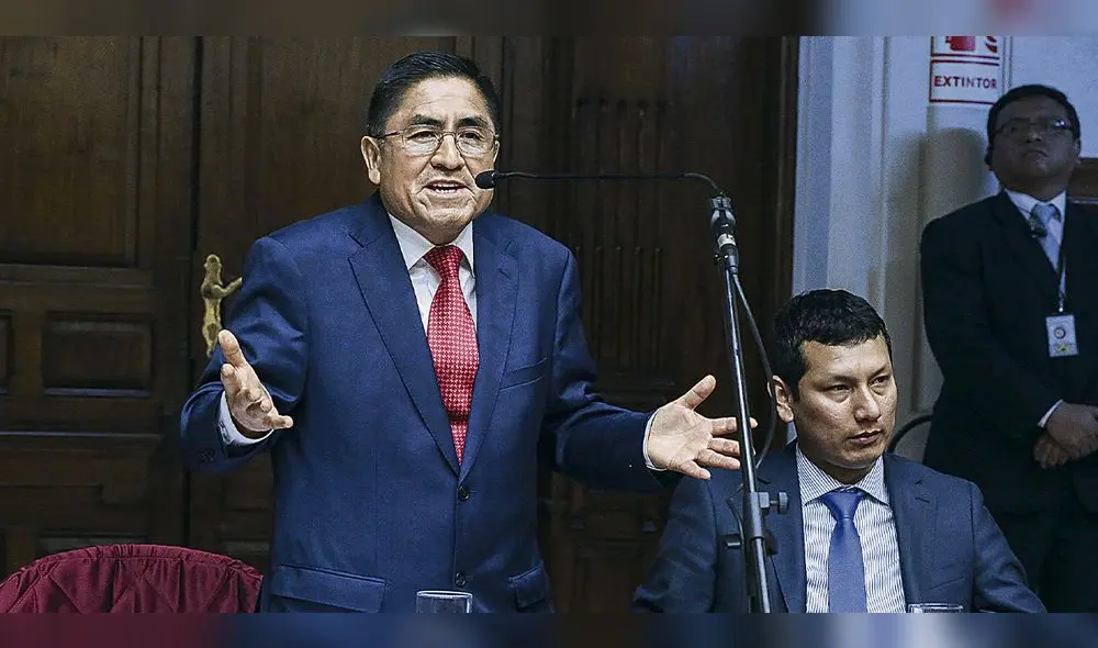 César Hinostroza Pariachi fugó a España en 2018 y ahora vive en Bruselas. Foto: composición La República