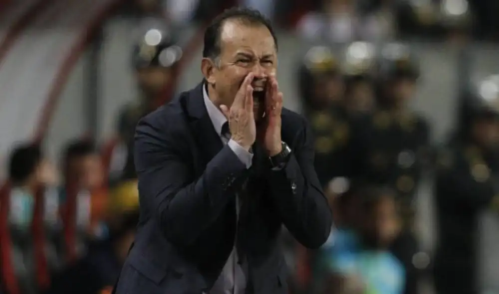 Juan Reynoso cosechó 1 punto de 6 disponibles tras la fecha doble de las Eliminatorias. Foto: Luis Jiménez/GLR Juan Reynoso cosechó 1 punto de 6 disponibles tras la fecha doble de las Eliminatorias. Foto: Luis Jiménez/GLR