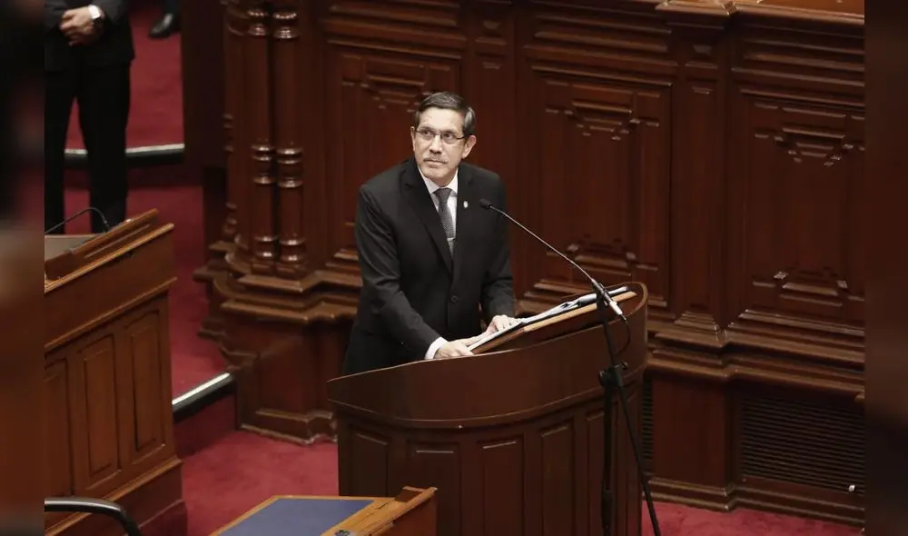 Desde algunas bancadas se pidió la renuncia de Jorge Chávez Cresta al Mindef. Foto: Marco Cotrina/La República Desde algunas bancadas se pidió la renuncia de Jorge Chávez Cresta al Mindef. Foto: Marco Cotrina/La República