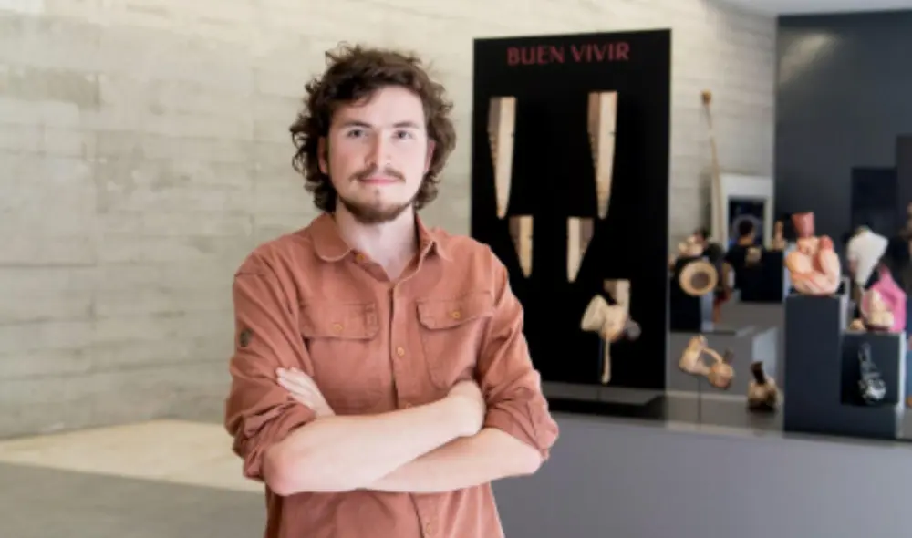 Clemente Mckay, artista y creador de Relatos del Pachakuti: reinterpretando la cerámica Moche en tiempos de crisis. Foto: cortesía