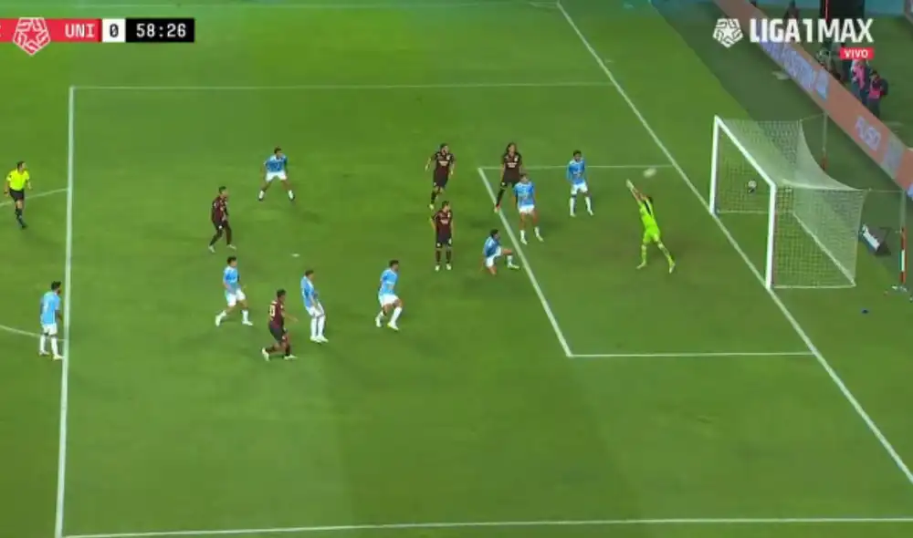 Alex Valera dejó temblando la portería de Cristal con un potente remate. Foto: captura/Liga 1 Max