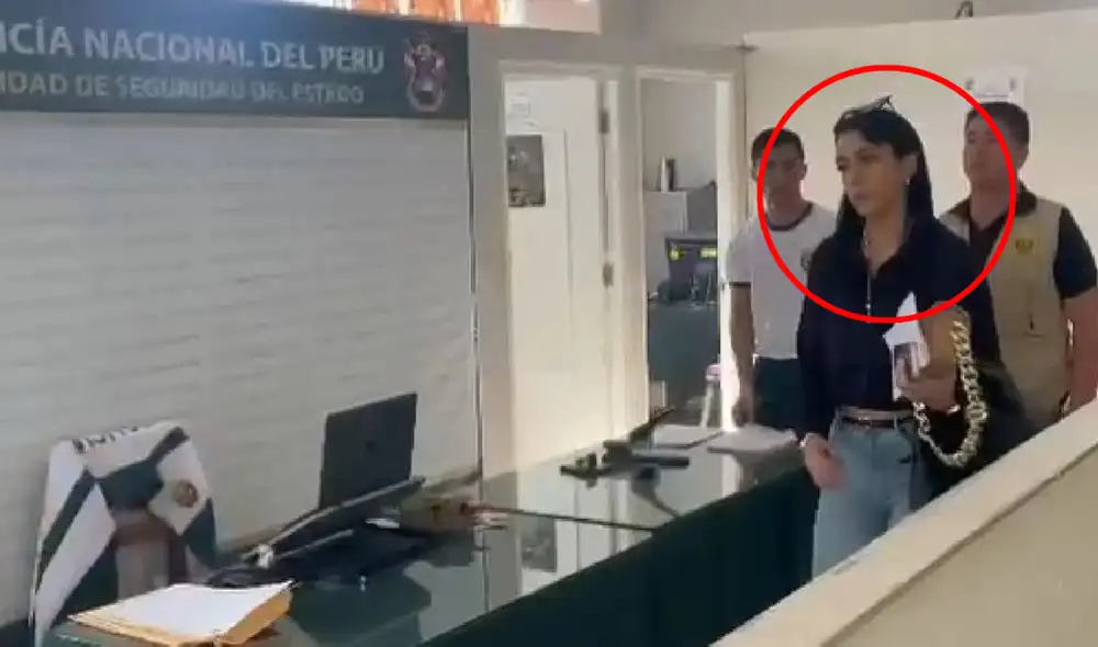 La mujer fue puesta a disposición del Poder Judicial. Foto: El Mercurio de Piura/Facebook - Video: RPP La mujer fue puesta a disposición del Poder Judicial. Foto: El Mercurio de Piura/Facebook - Video: RPP