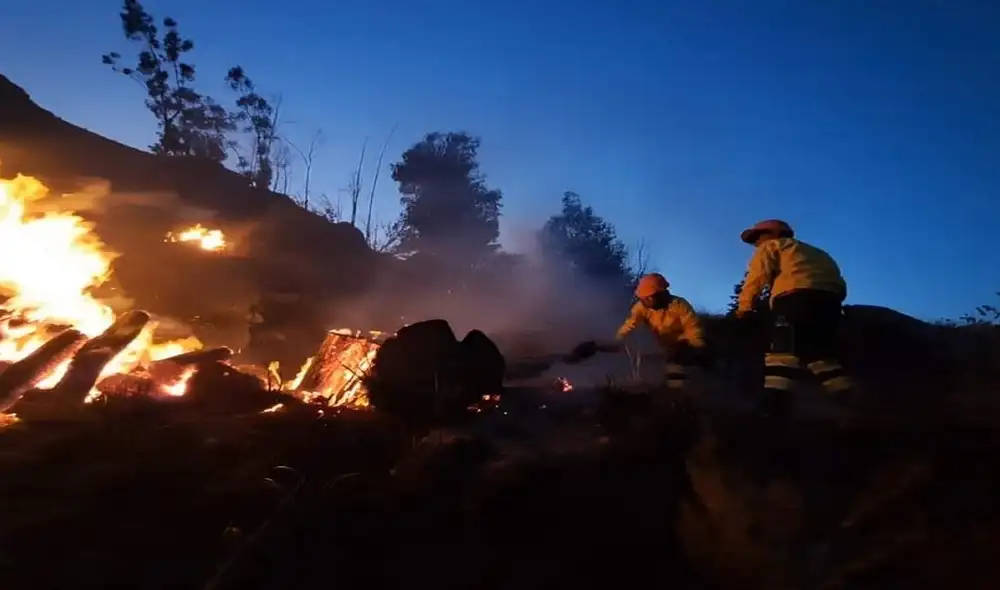Cerro Pachamarca, así como otras áreas de cultivo fueron dañadas en este distrito de la provincia de Caylloma. Foto: La República Cerro Pachamarca, así como otras áreas de cultivo fueron dañadas en este distrito de la provincia de Caylloma. Foto: La República