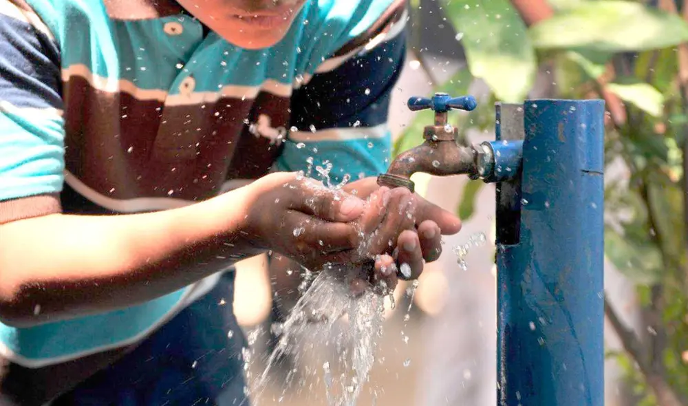 Estudio científico identificó que solo 1 de 4 hogares peruanos cuenta con acceso a agua segura y que además es proporcional al nivel de riqueza. Foto: actua.pe Estudio científico identificó que solo 1 de 4 hogares peruanos cuenta con acceso a agua segura y que además es proporcional al nivel de riqueza. Foto: actua.pe