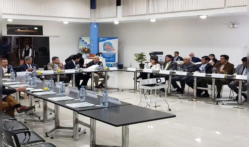 Solo tres de los ocho alcaldes participaron en la reunión. Foto: La República