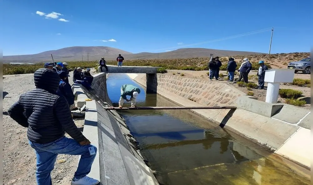 Canal Uchusuma entrega menos agua a EPS. Foto: La República Canal Uchusuma entrega menos agua a EPS. Foto: La República
