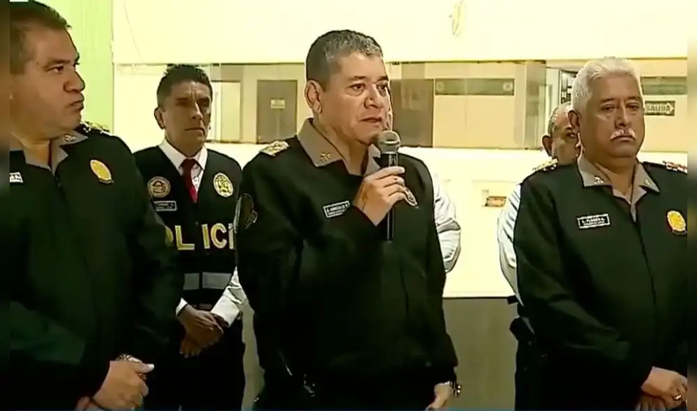 Vehículos policiales se encuentran en mal estado. Foto: Canal N