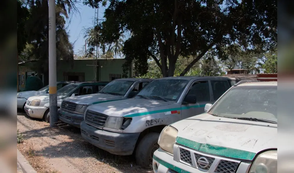 Recursos. La Unidad de Patrullaje de Carreteras de Sullana mantiene una fila de vehículos policiales descompuestos, desde el año 2016. La flota no ha sido renovada desde entonces, pese a tener intervención en vías de comercio. Foto: Wilson Siancas LR Recursos. La Unidad de Patrullaje de Carreteras de Sullana mantiene una fila de vehículos policiales descompuestos, desde el año 2016. La flota no ha sido renovada desde entonces, pese a tener intervención en vías de comercio. Foto: Wilson Siancas LR