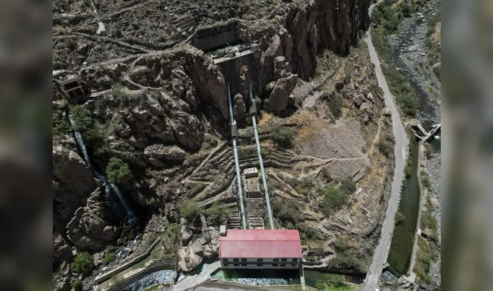 Hidroeléctrica. Esta genera energía con caídas de agua del río Chili. Egasa apunta a aumentar producción con Charcani VII.