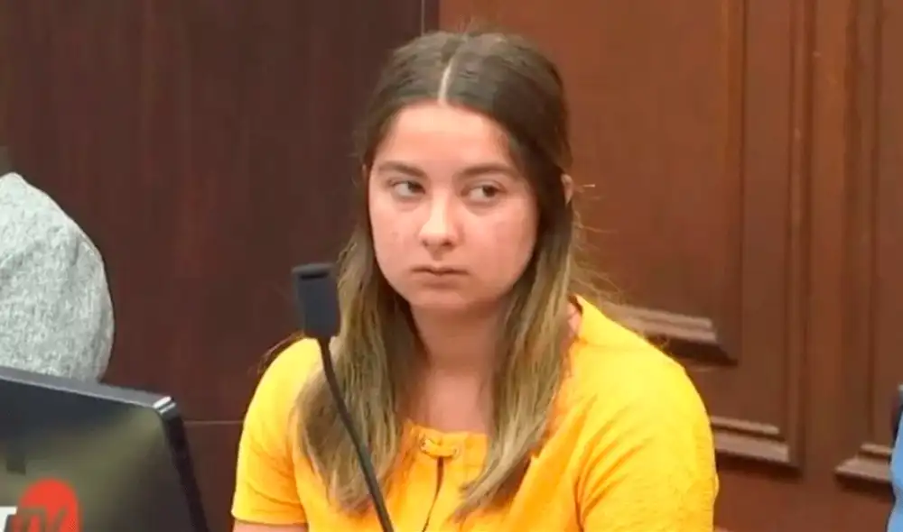 La joven alegó que tiene esquizofrenia; sin embargo, una especialista de la Fiscalía afirmó que lo que se dijo y sintió en el momento de los hechos no cuadra con la enfermedad mental. Foto: YouTube/Court TV La joven alegó que tiene esquizofrenia; sin embargo, una especialista de la Fiscalía afirmó que lo que se dijo y sintió en el momento de los hechos no cuadra con la enfermedad mental. Foto: YouTube/Court TV