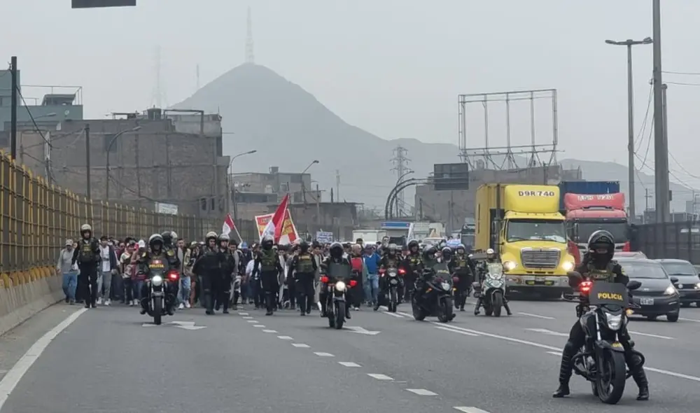 Vecinos de Pachacamac pide se declare en emergencia su distrito. Foto: La República Vecinos de Pachacamac pide se declare en emergencia su distrito. Foto: La República