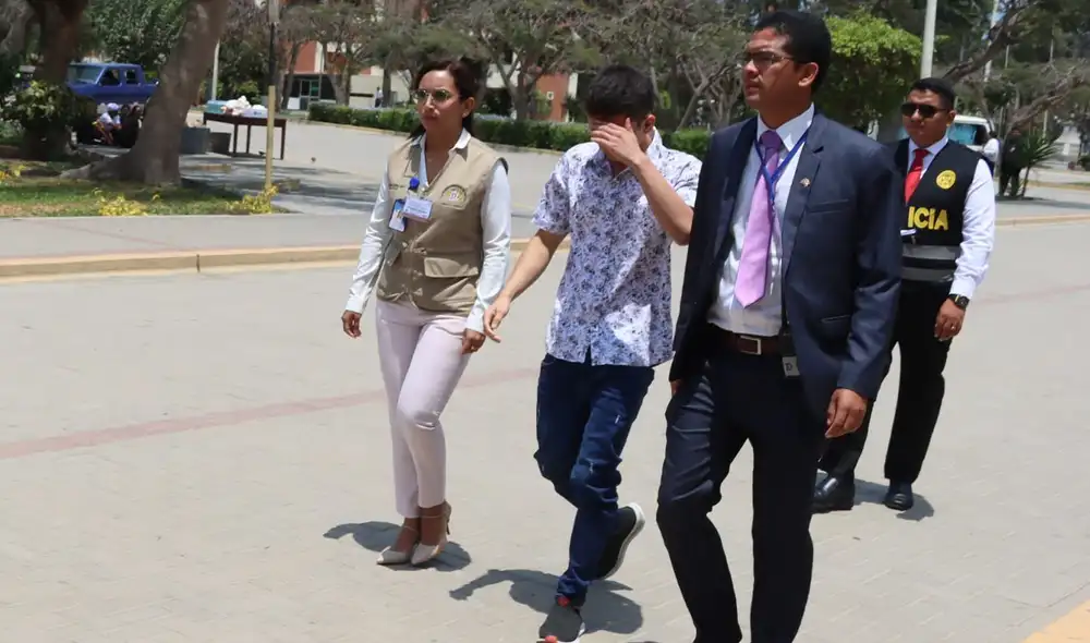 Sujeto fue intervenido por la Policía Nacional. Foto: Facebook UNT