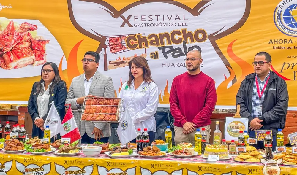 Más de 60 expositores presentaran lo mejor de su menú en base al chancho al palo. Foto: Ahora-Hural/FB