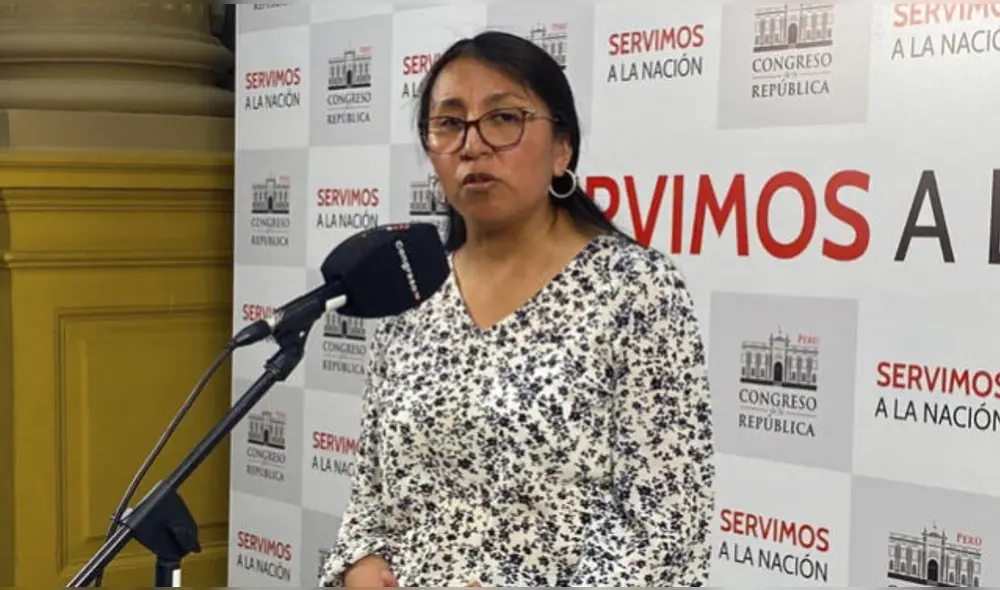 Parlamentaria de izquierda considera que las sanciones que se recomiendan desde Ética no son claras. Foto: Gianella Aguirre/La República | Video: Exitosa