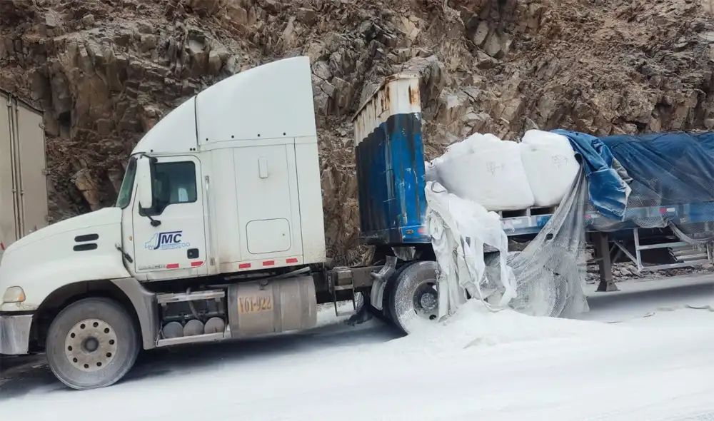 Arequipa. Accidente de tránsito en carretera Panamericana Sur se encuentra en investigación. Foto: PNP