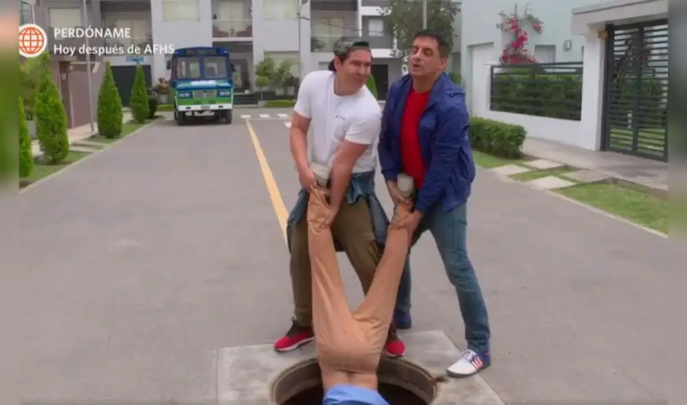 'Pepe' y 'Tito' pusieron en su sitio a Cristóbal por defender a July. Foto: captura de América TV 'Pepe' y 'Tito' pusieron en su sitio a Cristóbal por defender a July. Foto: captura de América TV