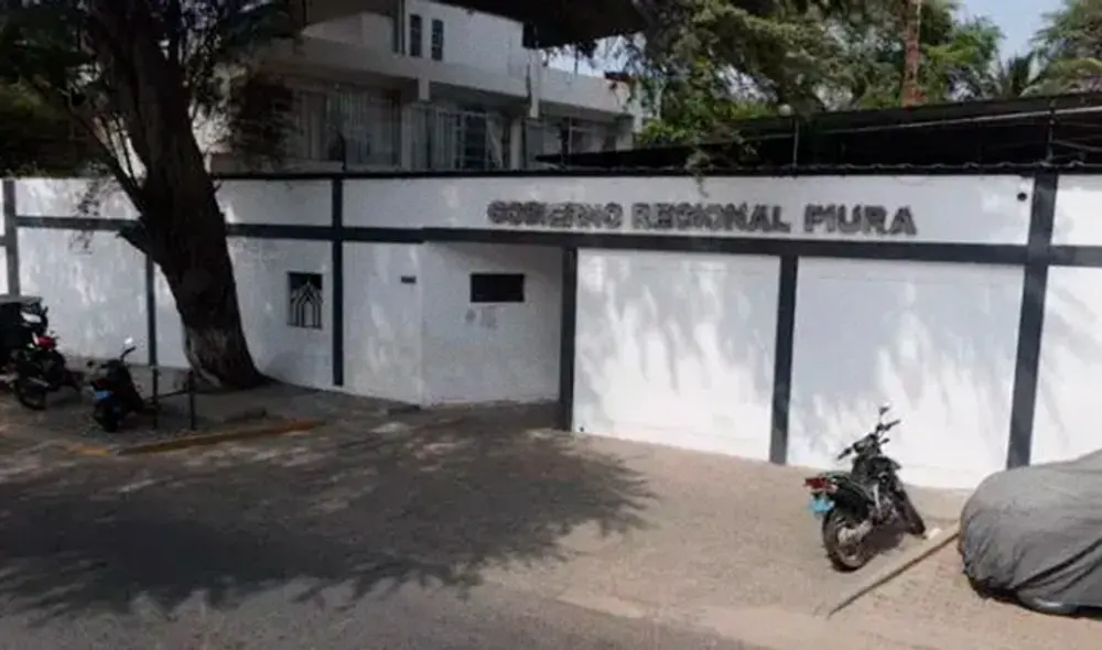 Funcionarios evidencian la falta de cumplimiento de requisitos académicos.