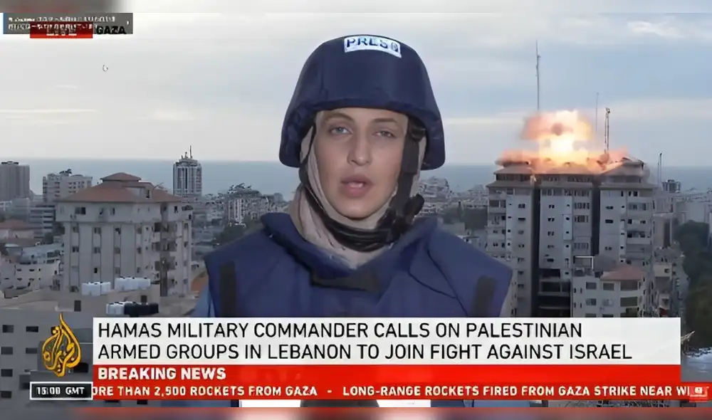 Uno de los lanzamientos de misiles contra un edificio en Gaza fue captado por las cámaras de una periodista. Foto y video: @AJEnglish/X