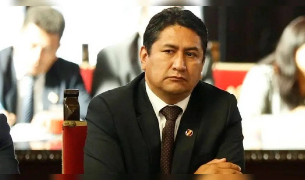 Vladimir Cerrón se encuentra actualmente prófugo de la justicia evadiendo una condena por el caso del aeródromo Wanka. Foto: difusión Vladimir Cerrón se encuentra actualmente prófugo de la justicia evadiendo una condena por el caso del aeródromo Wanka. Foto: difusión