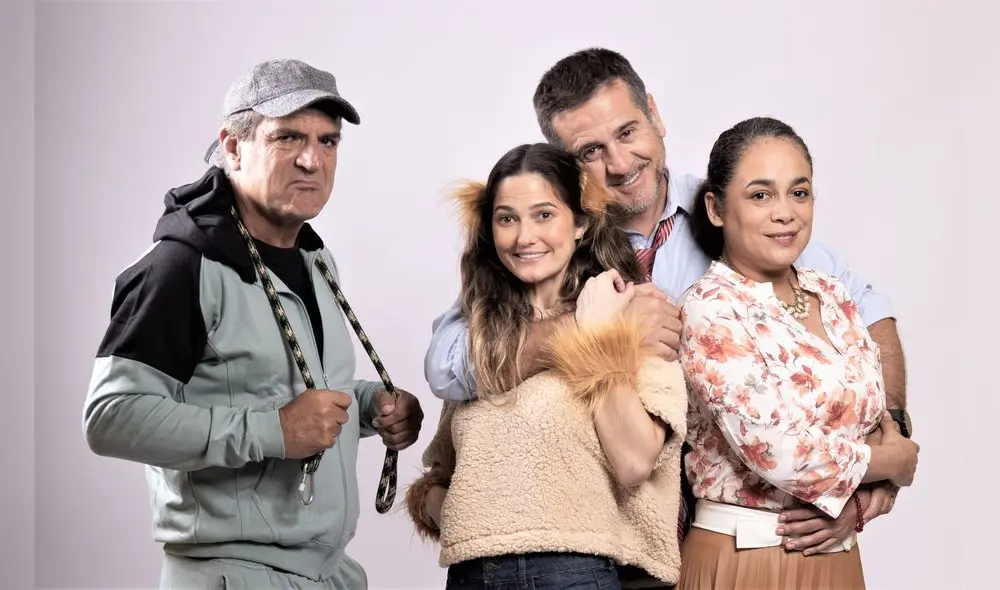 Sergio Paris, Carolina Cano, Gustavo Mayer y Ebelin Ortiz, elenco de "Sylvia". Foto: Difusión..