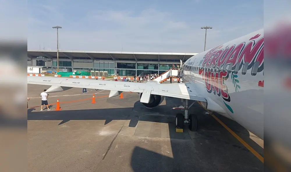 Avión quedó por algunas horas en aeropuerto de Pucallpa. Foto: Diario Ahora Ucayali